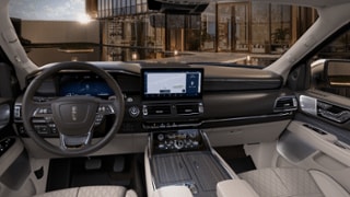 2024 Lincoln Lincoln Navigator Internal Image 2